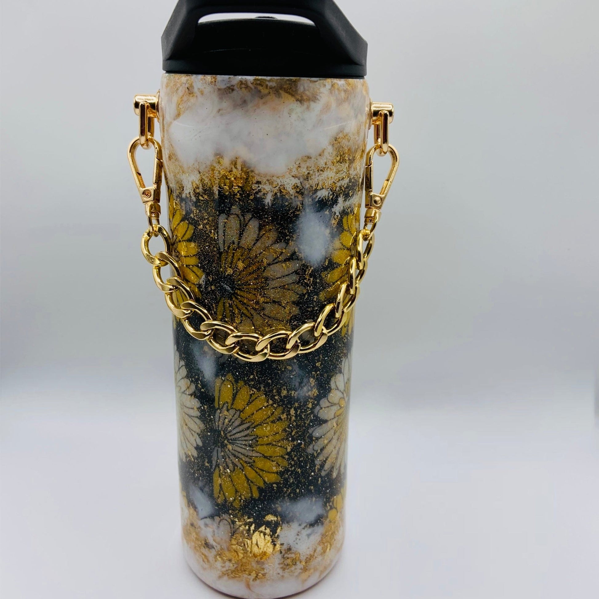 https://joanellcreations.com/cdn/shop/products/joanell-creations-stainless-steel-fabric-purse-tumbler-34745098666143.jpg?v=1679845777&width=1946